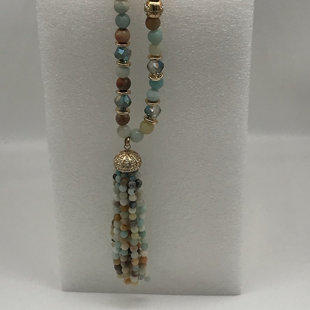 NEIMAN MARCUS NECKLACE NWT